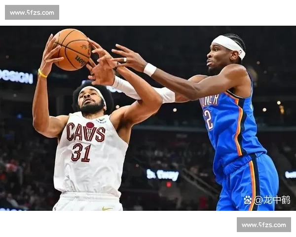 骑士主场迎战黄蜂年轻对决引爆东部焦点之夜赛季走向关键一战 骑士主场迎战黄蜂年轻对决引爆东部焦点之夜赛季走向关键一战